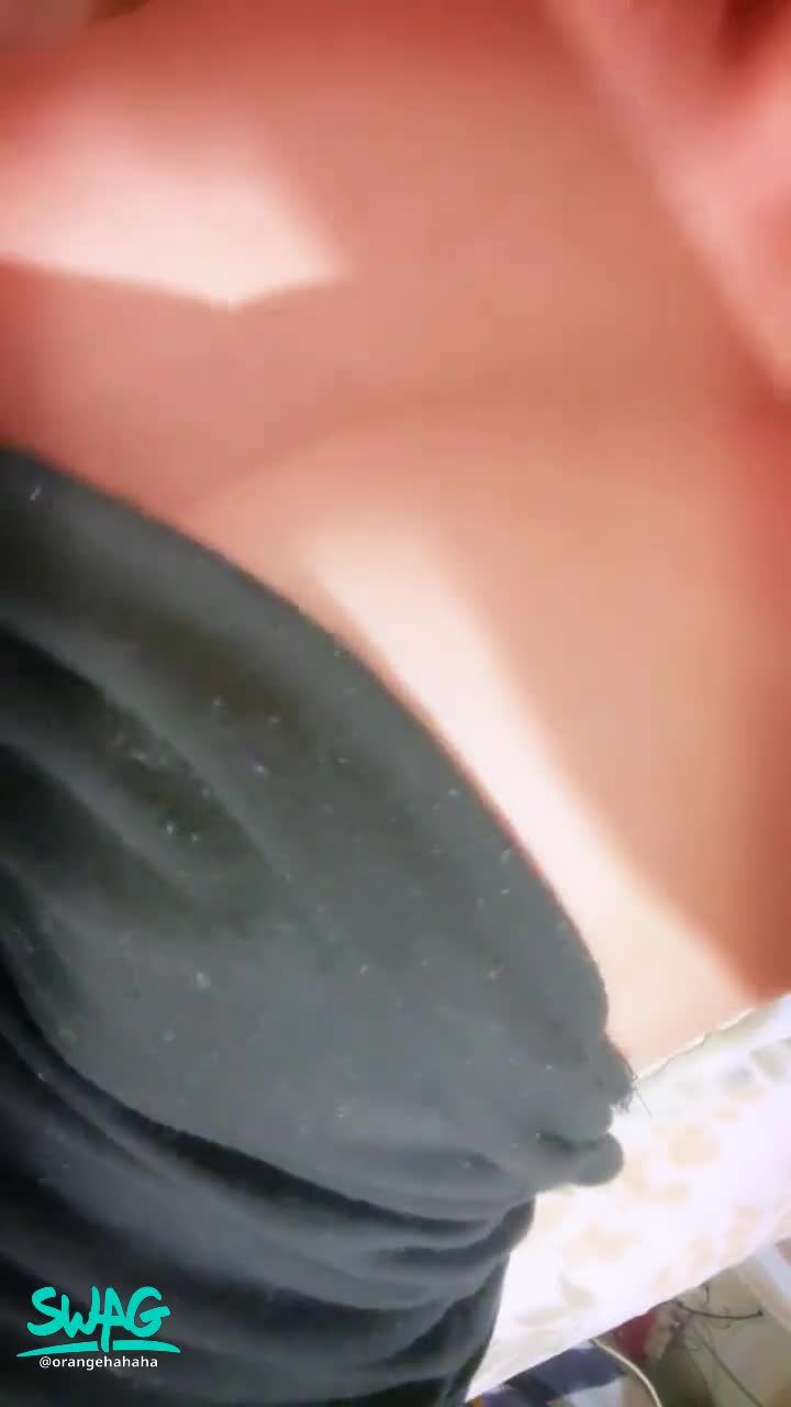kittyhahaha : 聽說這樣的乳頭最吸引人🈲️真的嗎？