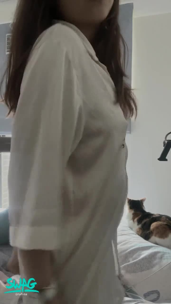 lafiite : 恭喜直播人數破五百
獻上福利