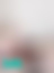 : 撕破絲襪😈 掰開粉穴一探究竟❤️