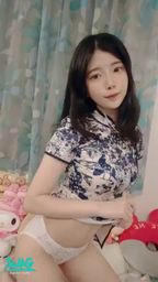 annie_lovely : 沉靜而魅惑,古典隱含性感
#旗袍 #內褲 #腰 #sexy #露臉