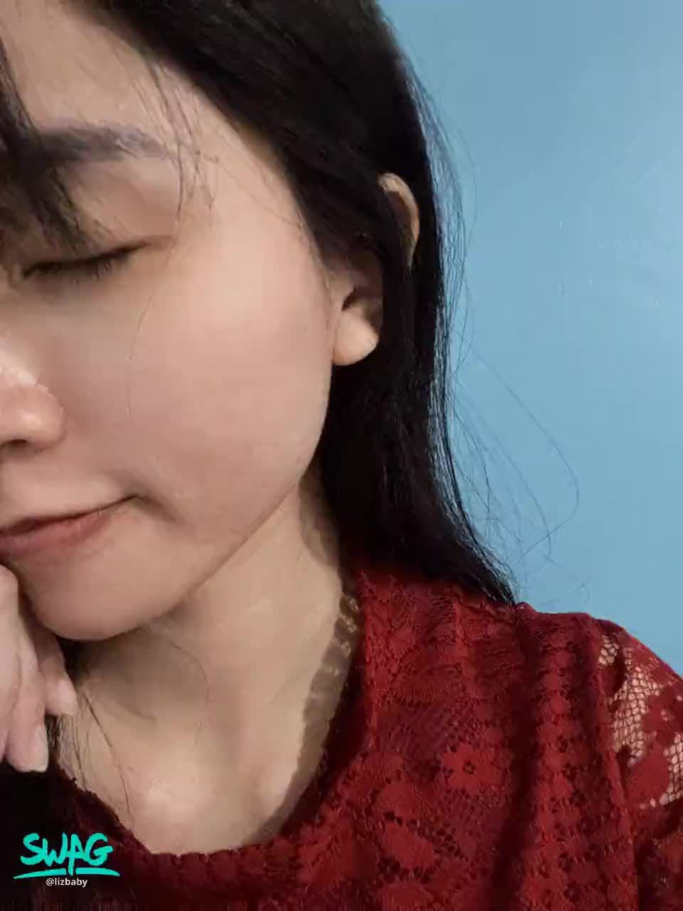 lizbaby : 喜歡你把精子全都顏射給我
#半臉