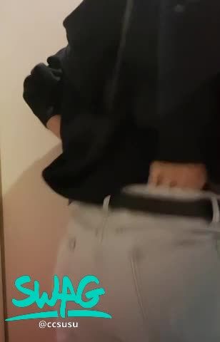 ccsusu : 我屁股不翹,你老二怎麼會翹?🥰🥰🥰好久沒被大力掐屁屁😝😝😝
#susu #日常生活 #誘惑 #蜜桃臀 #sexy #美尻 #丁字褲 #翹臀