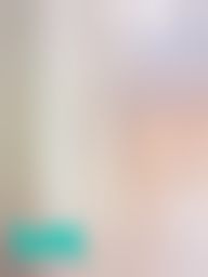 : 偷窺系列🫣 裙子掀開竟然沒穿褲褲💦 掰開給你們看❤️
