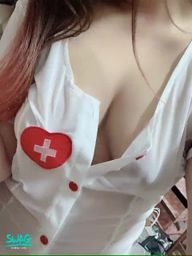 candybabe_yyds : 你的純情小護士已上線💊
好想被哥哥打針呀💉💦
#巨乳 #sexy # cosplay #護士