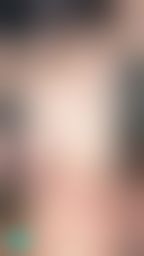 : 由下往上拍的視角😈被幹到奶子瘋狂晃動 一直高潮尖叫真的忍不住了...😭😭😭