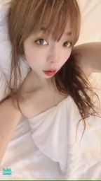 peipeidomo : 浴巾裡有什麼?