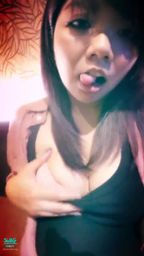 areireihoney : 我只是想好好吃飯而已啊😳😳😳😳
