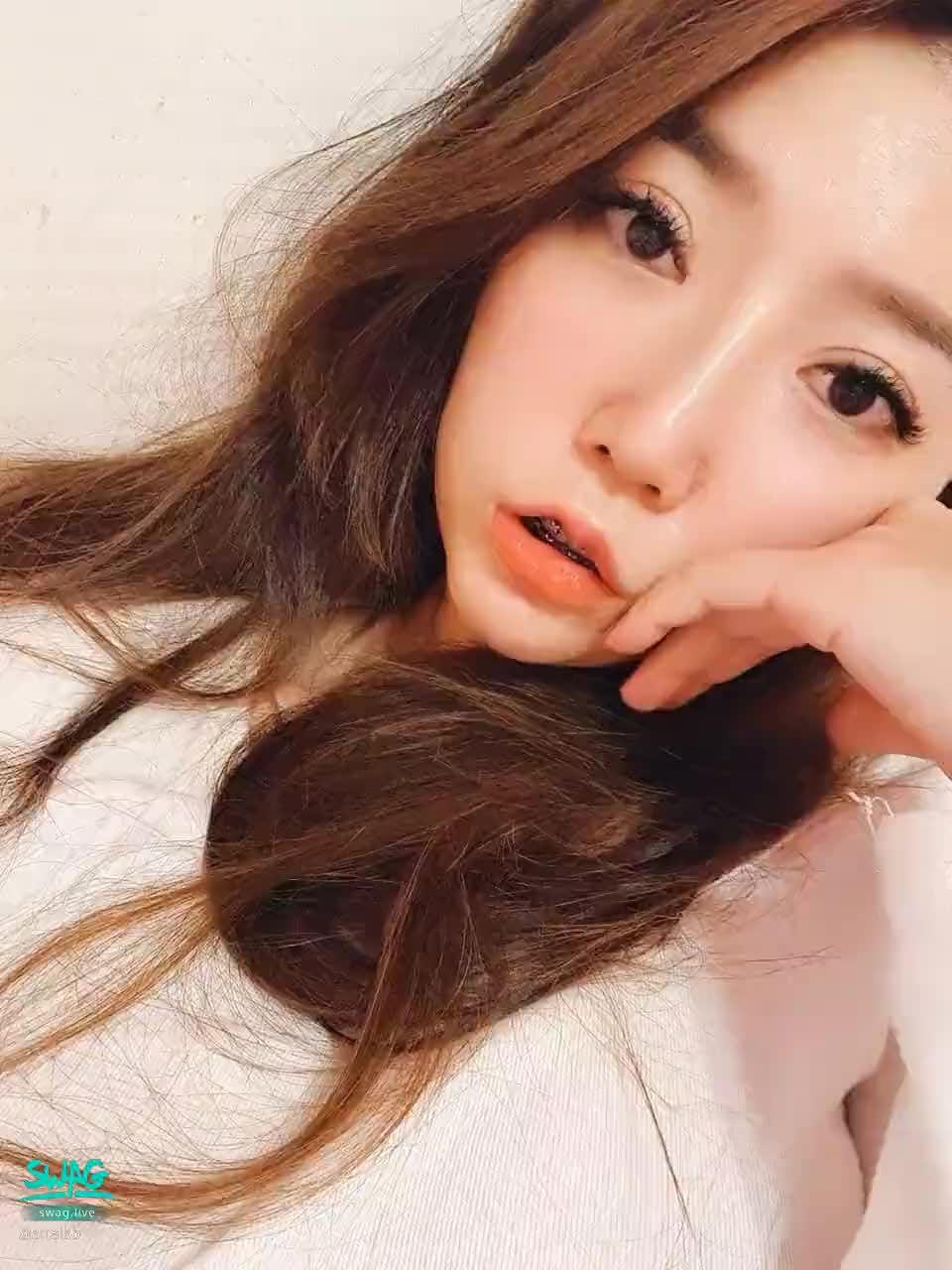 arielbb : ⚠️ Must-see Aiko Live
1. No performance, no privacy (baby is hard money)
2. You must buy tickets, because they must be exciting (guaranteed by the elders)


#純約會特價中
#長腿
#愛子
#大奶
#潮吹女王