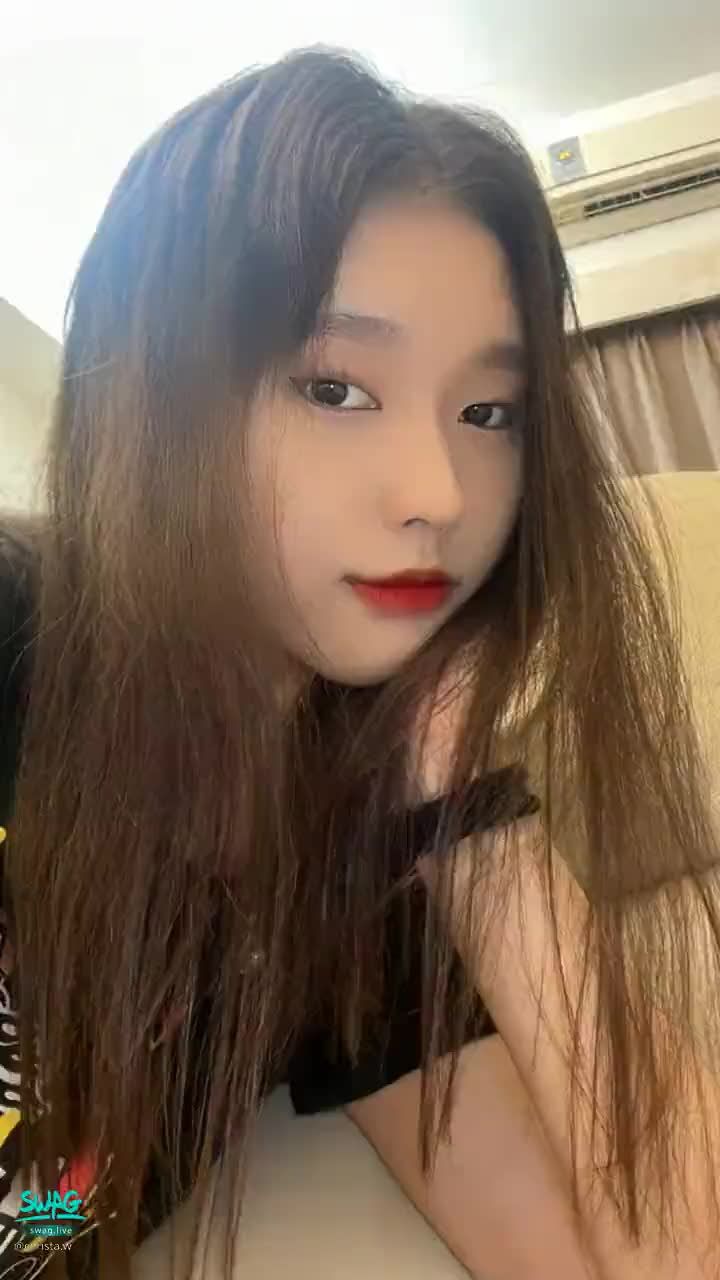 christa.w : 麻煩看前面四個字就好😜
————————————
雙11光棍節有活動喔🥰🥰
大家都要來陪我☺️
細節都要關注我直播喔~