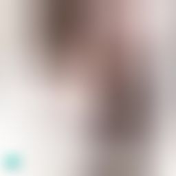 wannababy : 今天是我生日🎂
一人來跟我說一句生日快樂送棒棒口紅💄
給我當生日禮物🎁好嗎🥺