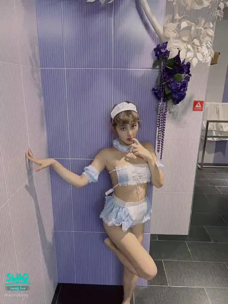 wanobaby : 初次讓鐵粉幫拍色色照💕💕
這次是粉粉幫拍的💕💕 
有訂閱娜娜人人有機會❤️ 
這次粉粉還給娜娜建議以後多拍一些誘影 
繼續支持娜娜,努力造福大家ㄛ🥰 
#女僕 #sexy #誘惑