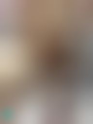 lizbaby : 這樣衝洗陰蒂很爽呢,快要受不了了
#下體 #洗澡 #陰毛
