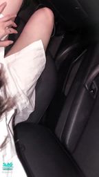 tailaqueen : 愛在兩腿之間🌹
愛泰拉不犯罪 三束玫瑰花滿足我
想看此圖另一版本私訊我
想用腿給哥哥測量腰圍…
#私訊 #純約會 #腿