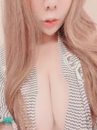 yidhra : i罩杯日常🔥泡溫泉日常😈(建議解鎖)
#sexy #性感 #巨乳 #大奶🔥 #yidhra #i罩杯