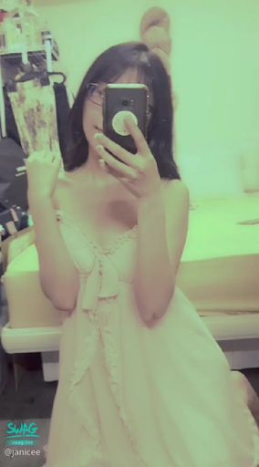 janicee : Alluring skin 💋
Pink skin with sexy breasts 💓
Shoulders with dropped shoulder straps 😈
Deep V pajamas temptation 🌹
want to bury your face in my chest 💋 ?
Pink sleep dress 💓
#深V #眼睛 #短裙 #鎖骨 #赤腳 #睡衣 #裸足 #美腿 #腳趾 #bra #內衣