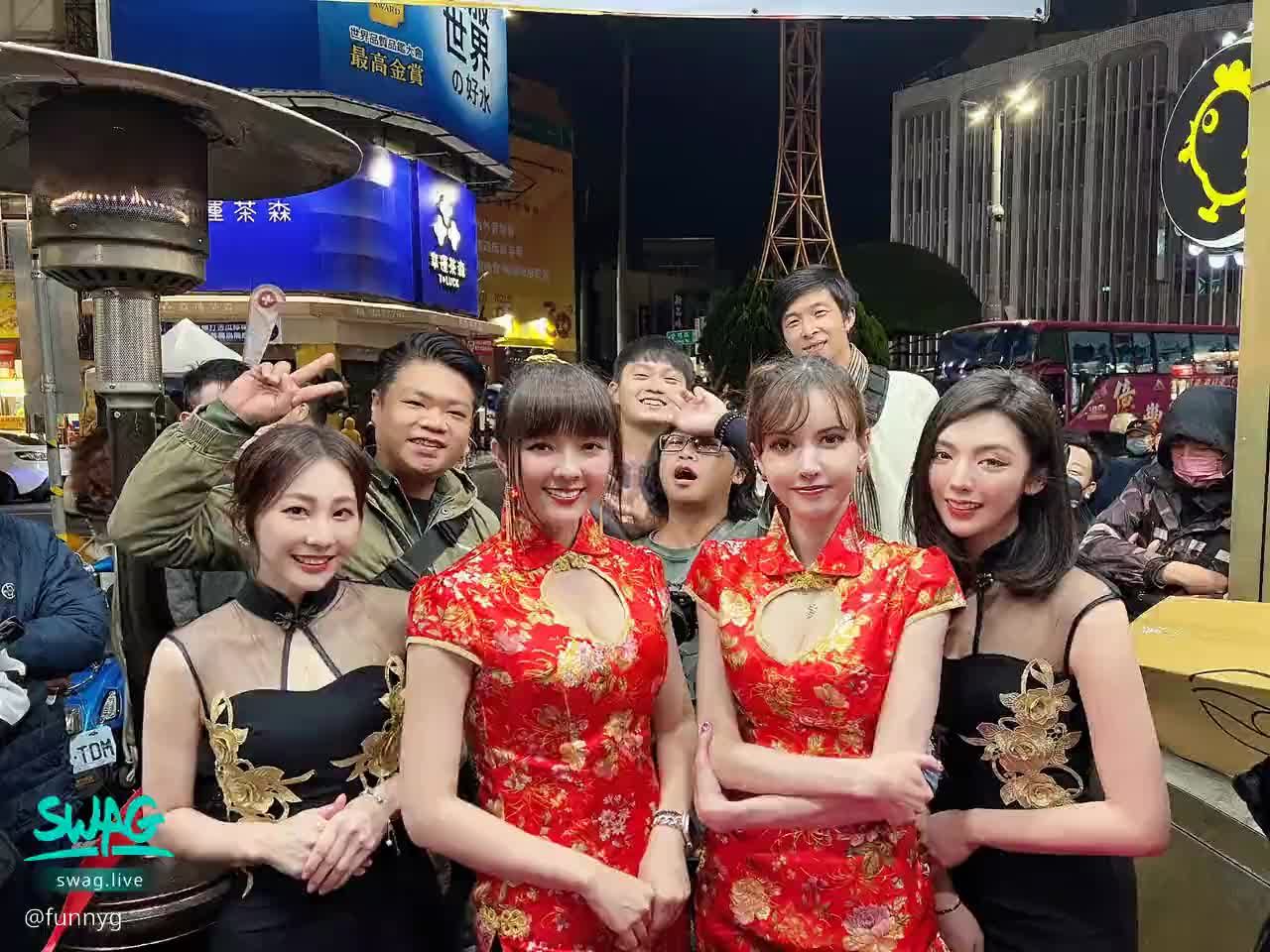 funnyg : 感謝嘉義攝影師們的保護及幫忙🎉💕💕💕
雞排好吃🤭🤭