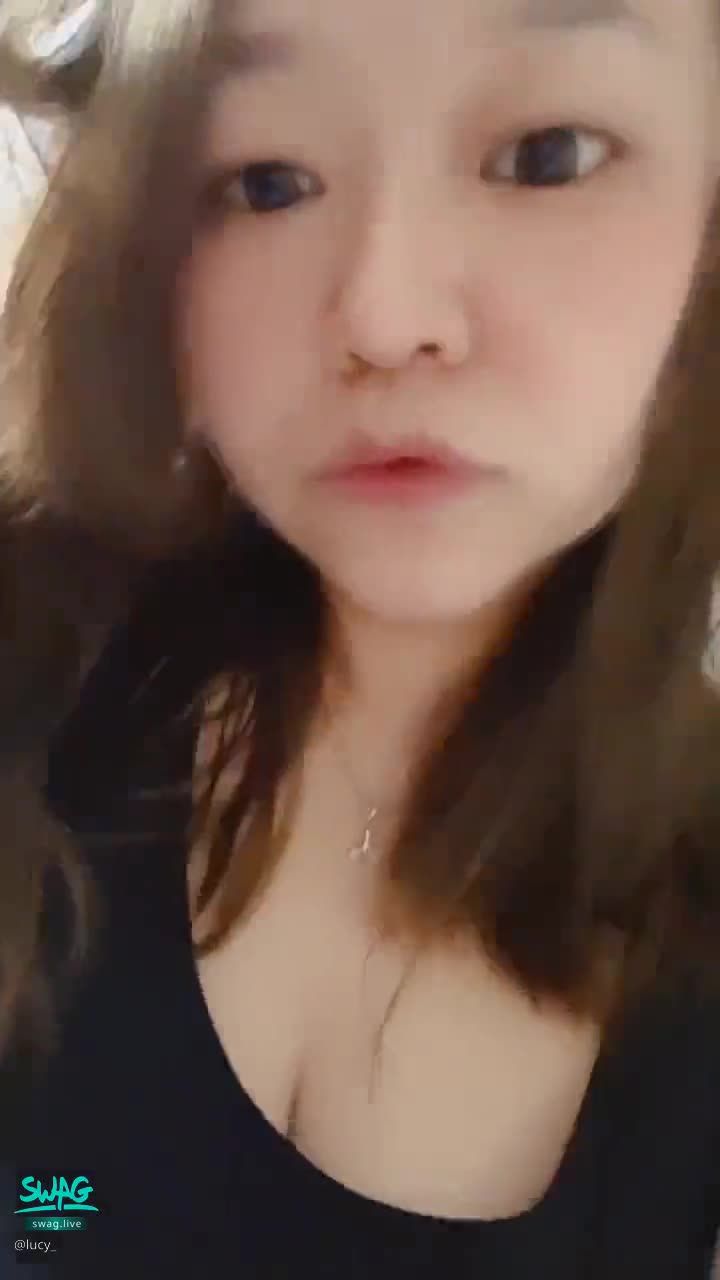 lucy_ : 手好冰誰來暖暖手❤️
#射
#聊