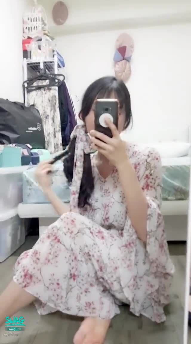  : 紮馬尾的日系女孩🌸