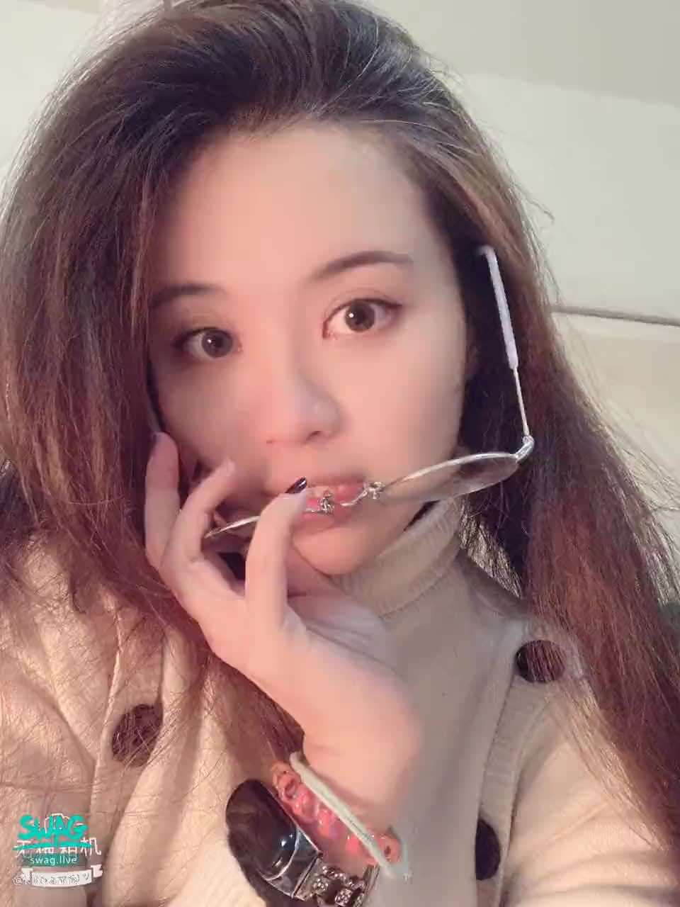 kittyanna : 春節活動延至元宵節喔～想認識啊娜的哥哥快來私訊啊娜唷❤️

✨僅此一擋一部🫶🏻
 
🎁 送 「紫黑鑽」 * 5 顆
🉐️ 難得一見美胸の點點影片 ✨