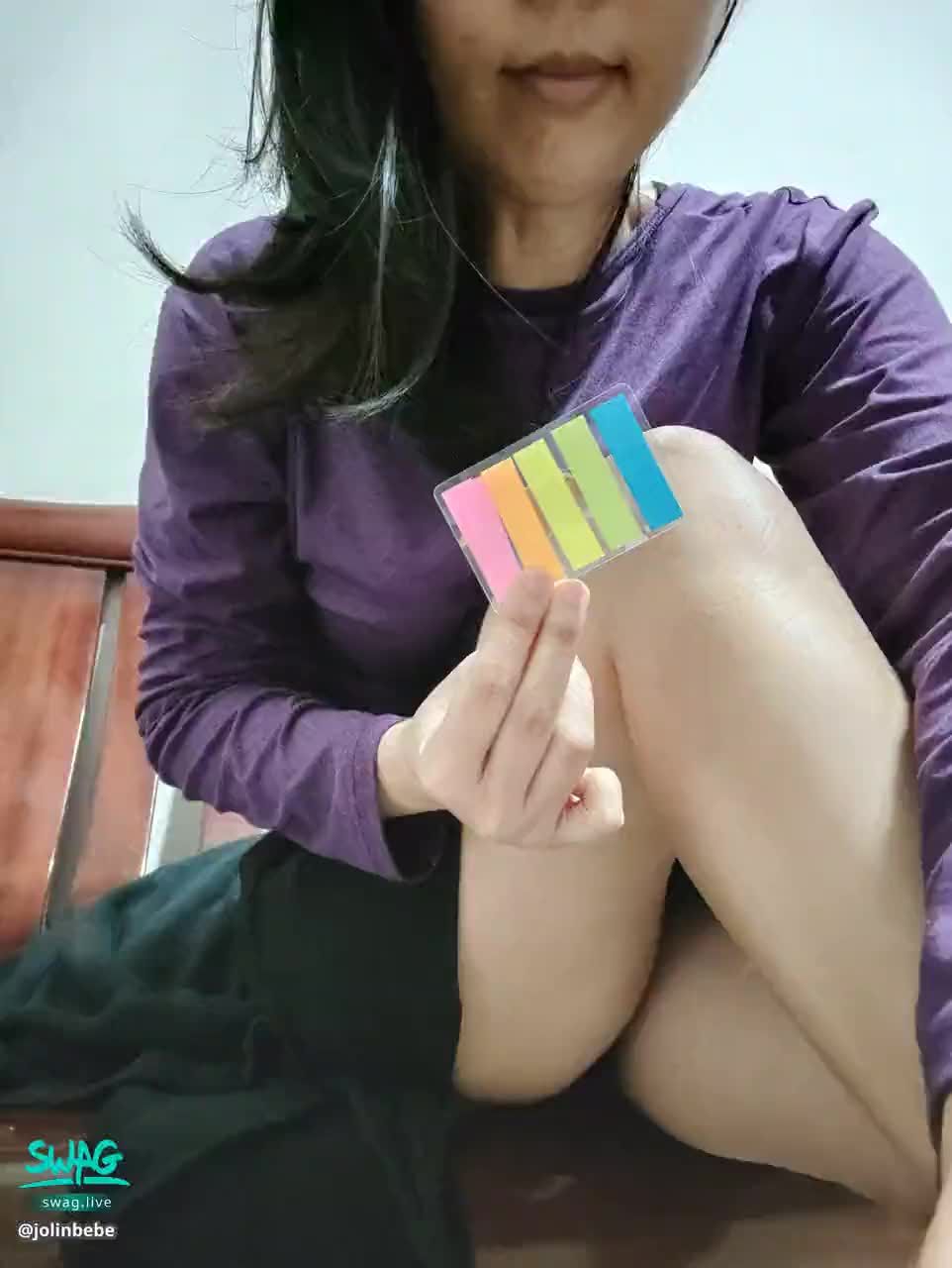 jolinbebe : 你哥哥們 喜歡什顏色 濕訊