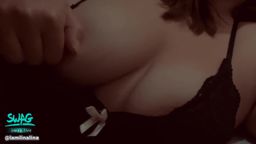lamlinalina : 撫摸自己的大奶,真舒服 #巨乳 #熟女 #BigTits #MILF
