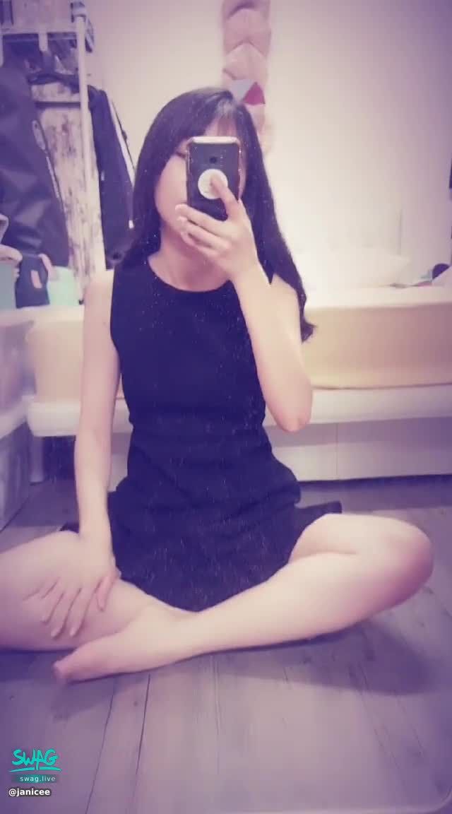 janicee : 約會小洋裝💖