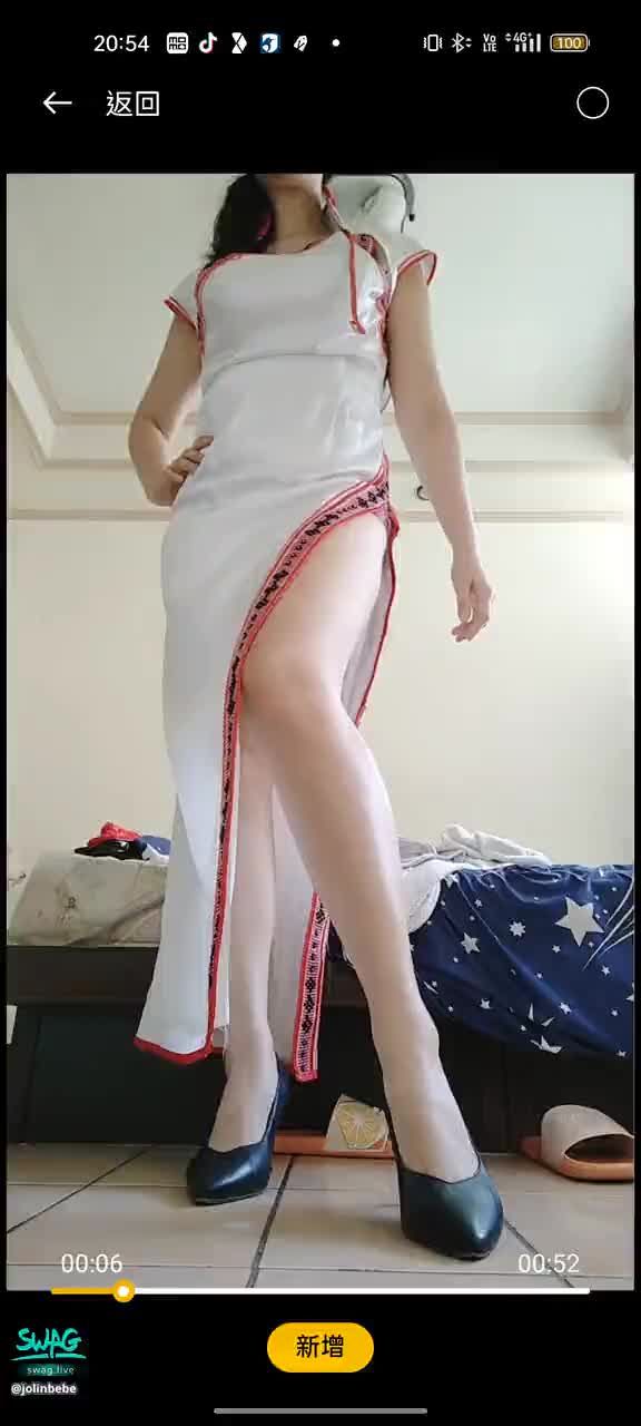 jolinbebe : 氣質美女。粉騷