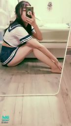 janicee : 放課後
制服誘惑💚
摸摸美腿,你想要學姊還是學妹?
微露內衣下擺🌹
曝光的超短水手服短裙💙
student uniform🎀
#性感 #美腿 #制服 #長髮 #足控 #腿控 #黑髮 #迷你裙 #赤腳 #裸足 #學生服