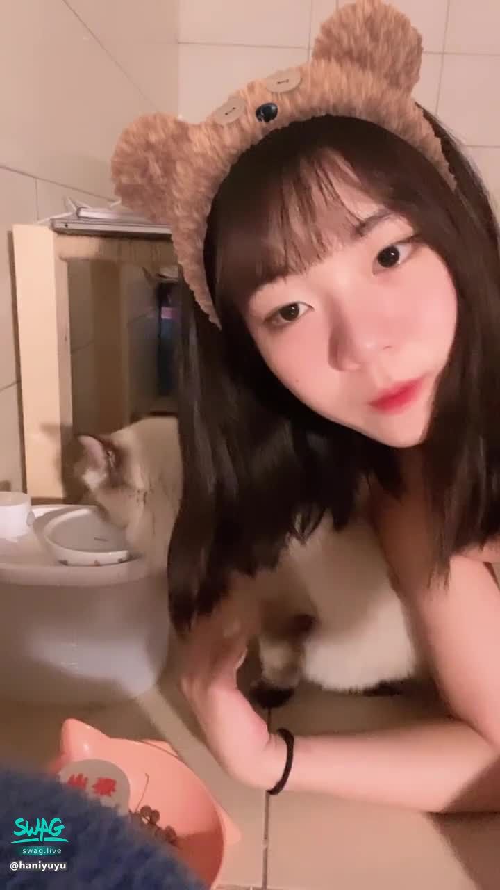 haniyuyu : 好像沒穿衣服一樣😂