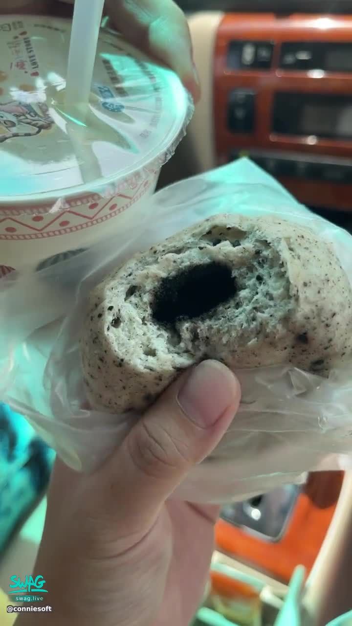 conniesoft : 好吃的色色包子😍