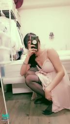 janicee : 各種性感角度
趴著放下肩帶😈
張開雙腿露出內褲的坐姿👀
穿著性感睡衣,陪你一起睡💋
扭動時容易露出內衣的低胸💙
性感黑絲美腿的絕對領域🌸
pinkish💚
#性感 #美腿 #鎖骨 #長髮 #足控 #腿控 #黑髮 #細肩帶 #睡衣 #黑絲 #膝上襪 #低胸 #馬尾
