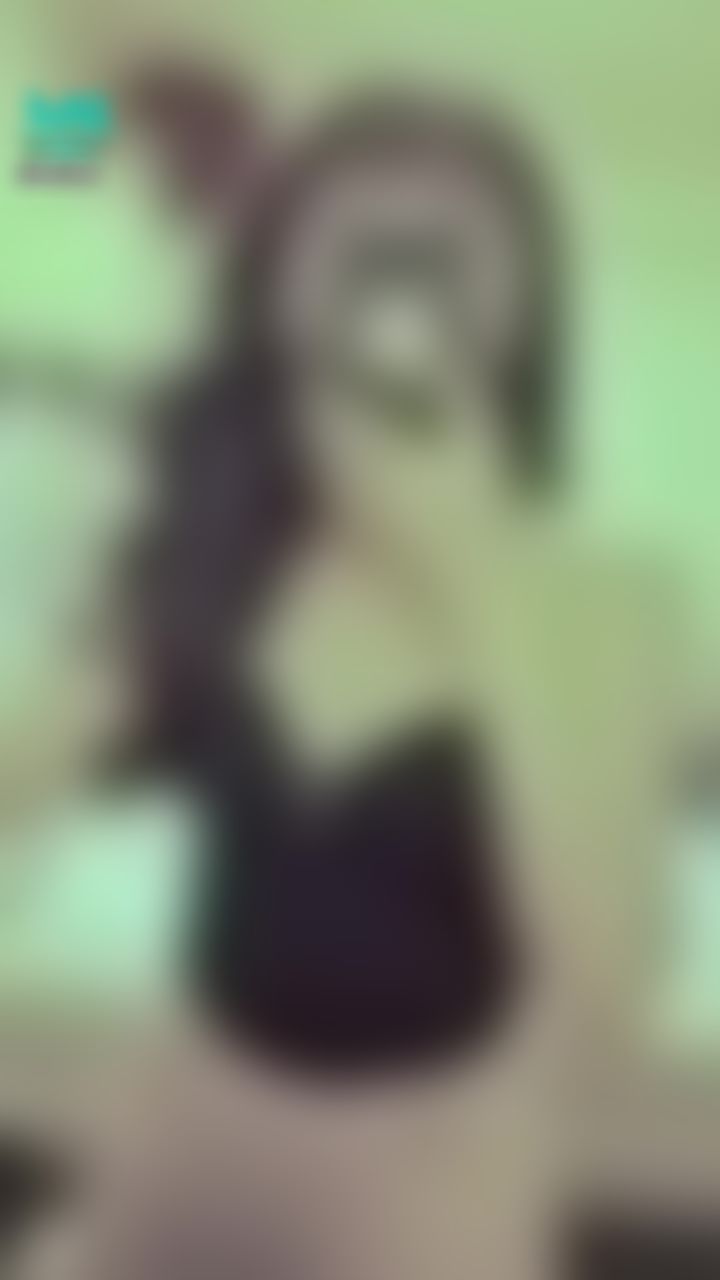 janicee : 性感黑馬甲💓
穿上膝上黑皮襪😍
緊身露出姣好曲線😈
完美身材嶄露無遺💋
Black corset🌹
#corset #sexy #馬甲 #鎖骨 #長髮 #低胸 #美腿 #裸足 #赤腳 #黑髮 #性感