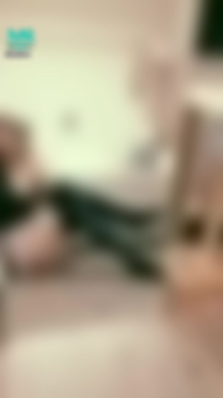 janicee : 姣好魔鬼曲線😈
穿著皮襪的小惡魔💓
完美有人的身材嶄露無遺💋
Black corset🌹
#corset #sexy #馬甲 #鎖骨 #長髮 #低胸 #美腿 #絕對領域 #膝上襪 #黑髮 #性感