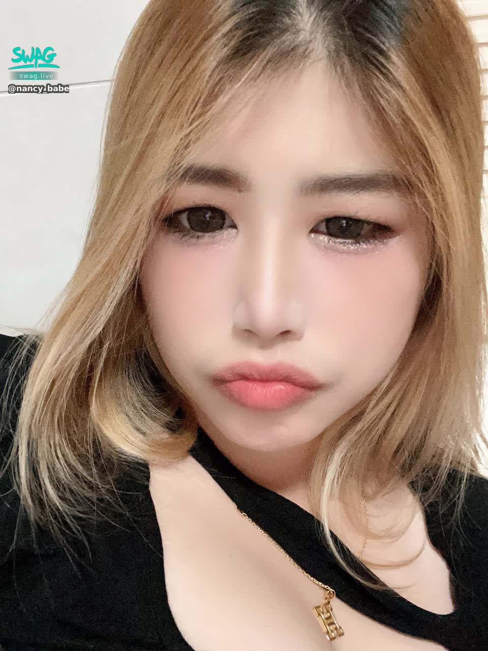 nancy_love ne pas se sentir bien aujourd'hui 😞 - SWAG.Live, la