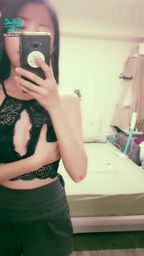 janicee : 揉奶的姿態💋
不同位置露胸的鏤空💙
黑色膝上襪的絕對領域與赤腳💓
Semisphere😈
#鏤空 #長髮 #小可愛 #sexy #絕對領域 #膝上襪 #美腿 #鎖骨 #短褲 #南半球 #下乳 #赤腳 #裸足 #睡衣