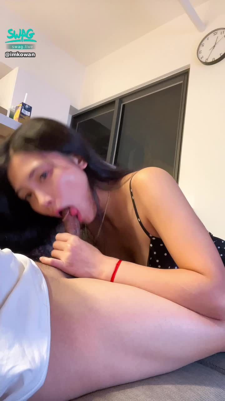  : 吃到射 口爆 直播實錄