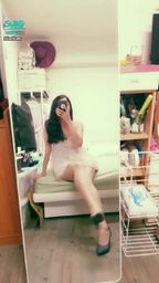 janicee : 床上翹腳💚
若隱若現的裙擺💖
小白花花嫁系睡衣🌸
細肩帶超低胸白紗👀
讓你不睡💙
Insomnia🌹
#細肩帶 #長髮 #睡衣 #sexy #高跟鞋 #低胸 #鎖骨 #美腿 #腿控