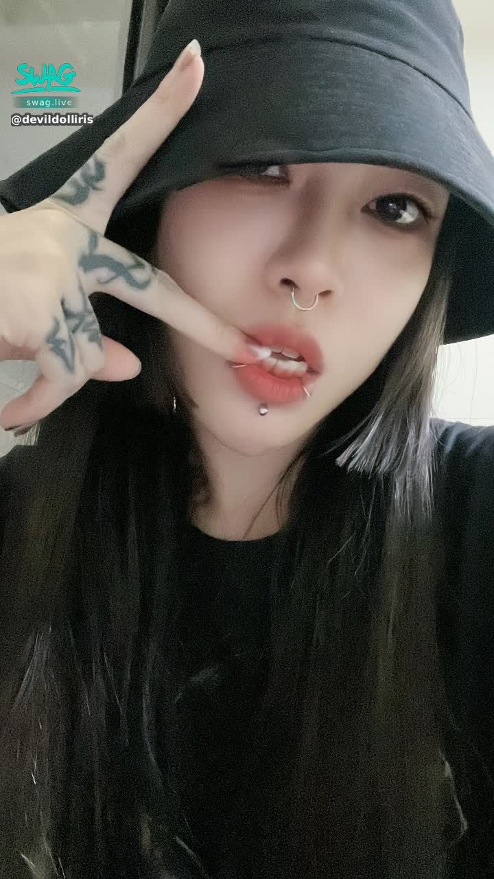 devildolliris : 🍤6