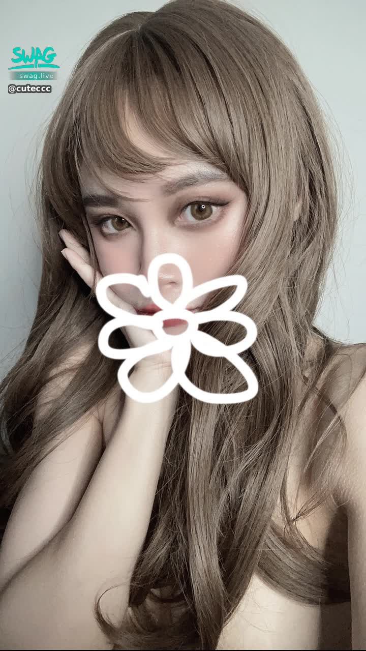 cuteccc : 跟大家說🥺
我對自己的長相非常沒自信
所以要看臉的我們還是私底下偷來(?
聊得來的話歡迎把我領走🤣
快私訊我 好嗎❤️