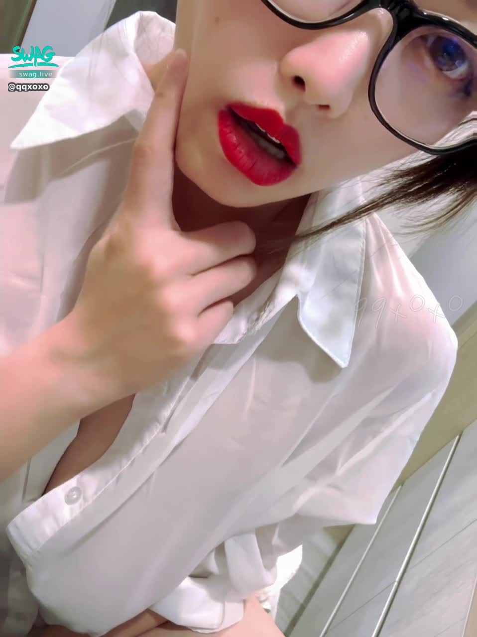 qqxoxo : 性感🌶️紅唇🫦巨乳QQ老濕🔥
家教輔導💦這樣の誘惑學生還能忍住嗎⋯⋯👅
好想被學生撲倒🙈會不會被家長發現⋯好刺激🔥🔥🔥
私訊解鎖完整版🔓
五個黑紫鑽💎🉐️未曝光完整版

#QQ  #G奶 #巨乳 #騷 #誘惑 #私訊換片