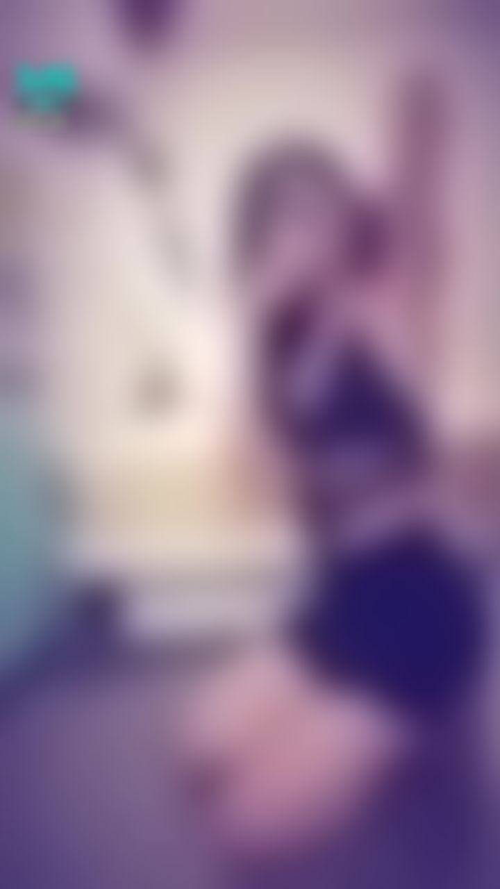 janicee : 性感戰袍💋
胸口誘人的線條🌹
Black means sexy💗
#細肩帶 #長髮 #洋裝 #sexy #裸足 #赤腳 #裸足 #鎖骨 #短裙 #美腿 #腿控 #足控 #黑髮