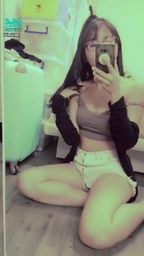 janicee : 性感內著💗
爆乳系👠揉揉奶😍
地板上的白短褲與赤腳💙
Summer bratop💚
#性感 #長髮 #sexy #腿控 #鎖骨 #細肩帶 #低胸 #赤腳 #裸足 #美腿 #乳溝 #眼鏡