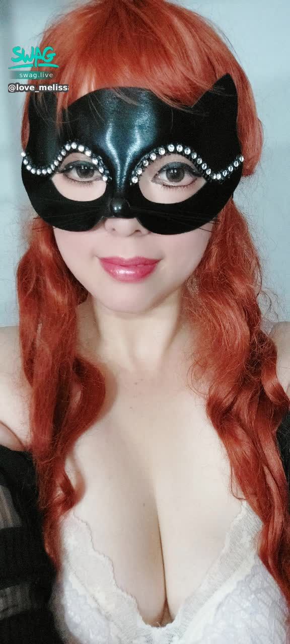 love_melissa : 性感小野貓各位哥哥喜歡嗎?遇哥哥們一直播相見,希望各位哥哥多多支持melissa打扮性感小野貓,動動你的手指~