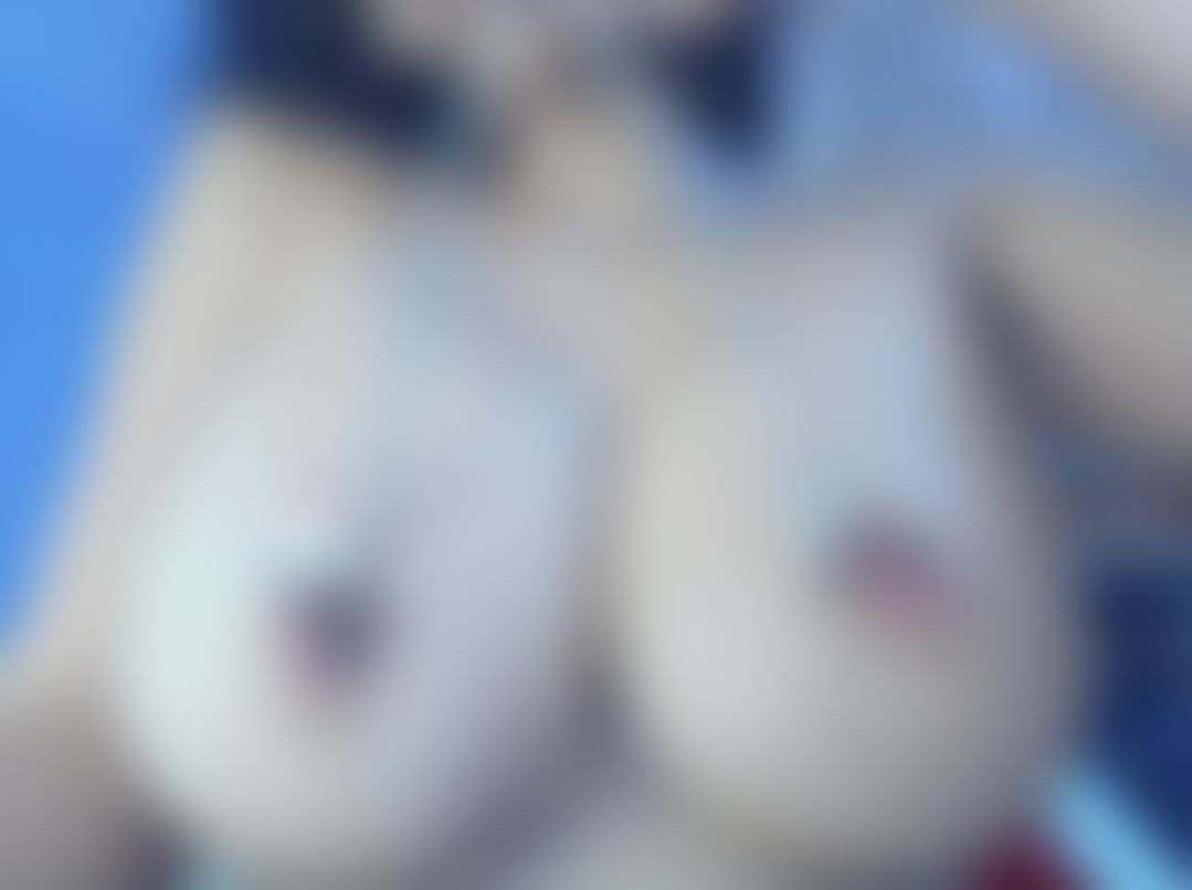 nataliewang : Play nipples close up 