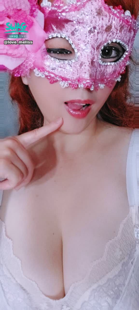 love_melissa : 性感花仙子那位哥哥喜歡嗎?melissa 希望各位的支持和喜歡也要多多送禮物加上鑽石喔~melissa 會更開心也開放給哥哥看性感畫面喔~