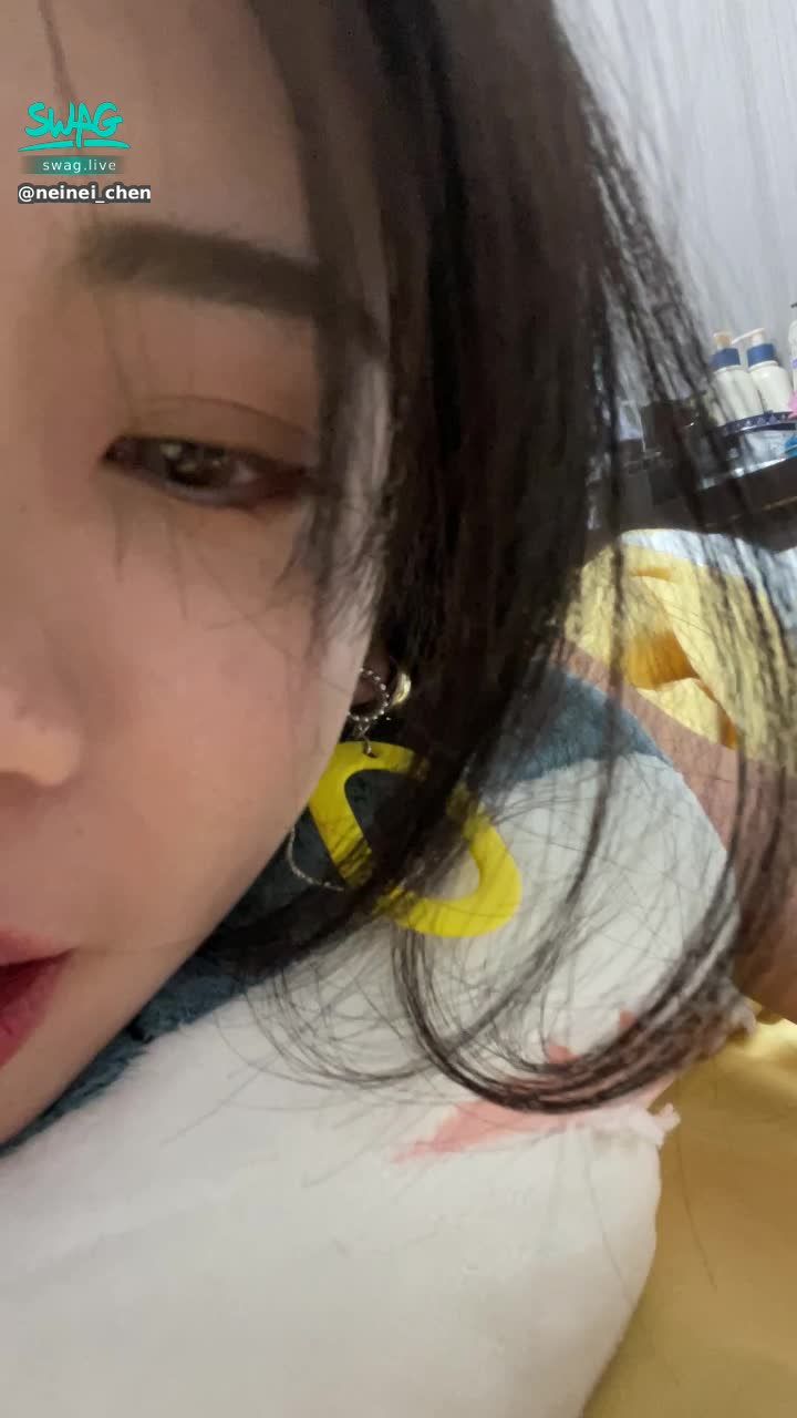 neinei_chen : #抽插 #sexy 顏藝