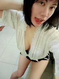 lelelina : 請用力運動頂起來
跳蛋還塞穴裡面,樂樂的穴跟菊花掰開給壞壞
#露臉#穴#白皙#腿#小穴#菊花#毛毛#性感#呻吟#慰慰