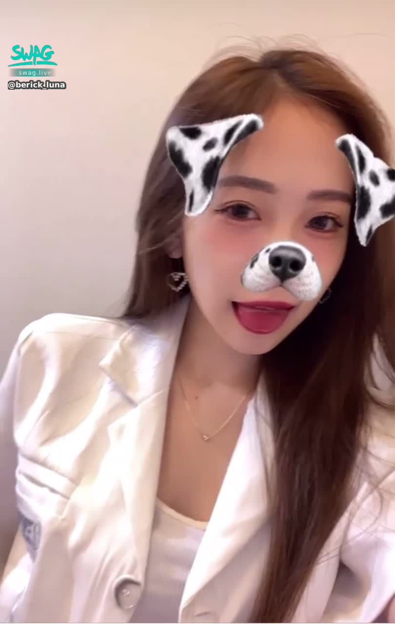 berick_luna : 迷路了 來我身旁怎麼樣🫣