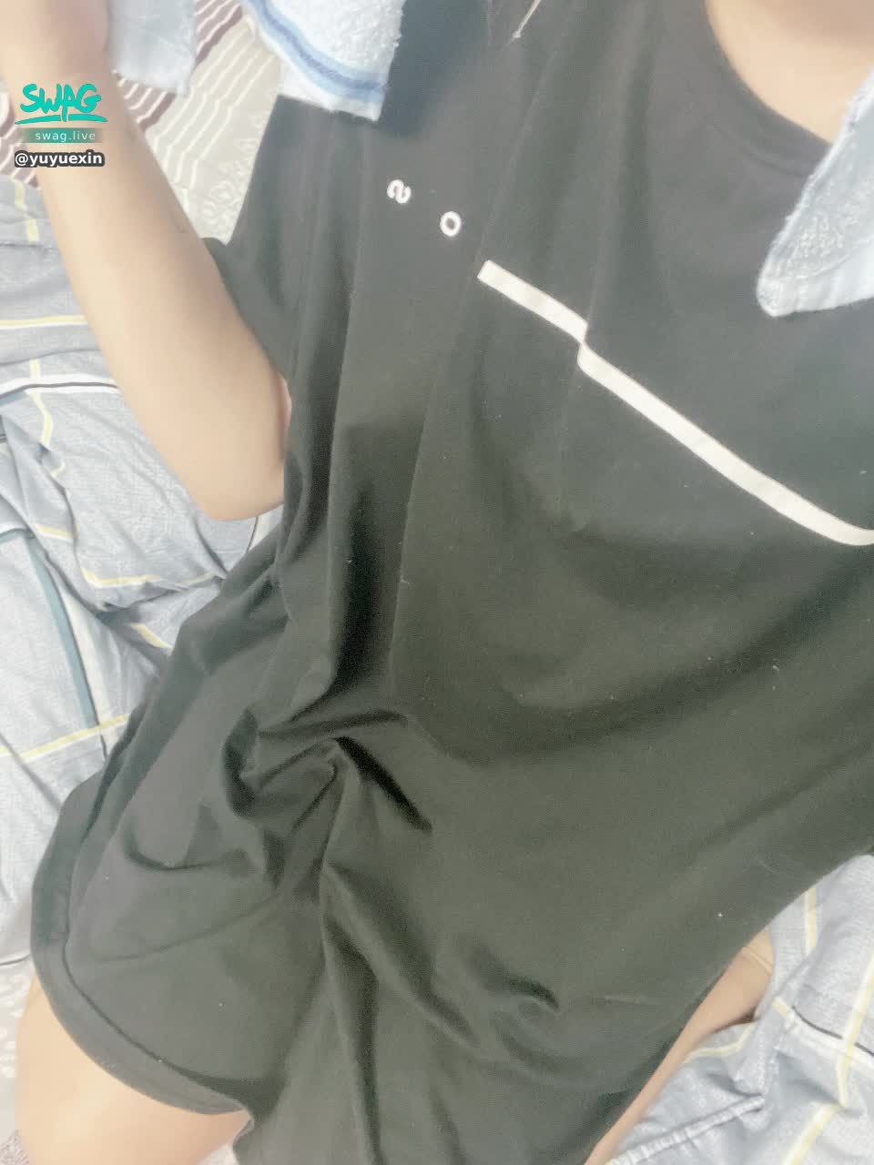 yuyuexin : 滿身大汗的直接衝去洗澡
陪小浣熊一起洗澡好嗎?
#小浣熊
#洗澡