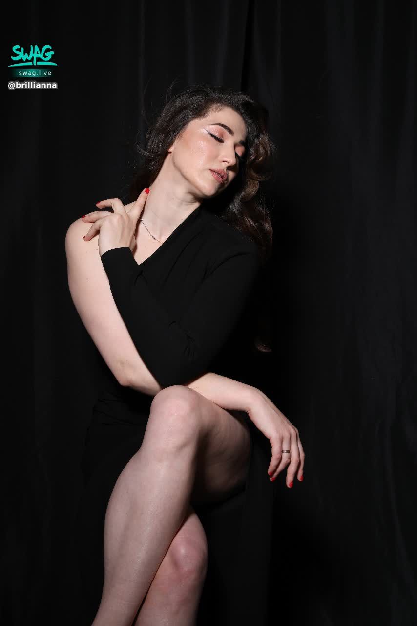 brillianna : Support the host 👠